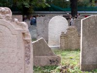 Jewish_Cemetery_Seegasse_,_Wien.jpg